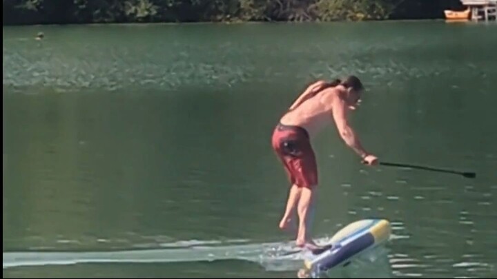 Two Angles: Crashing While Stopping at a SUP 🤿 | Pumpfoil | 无动力水翼板