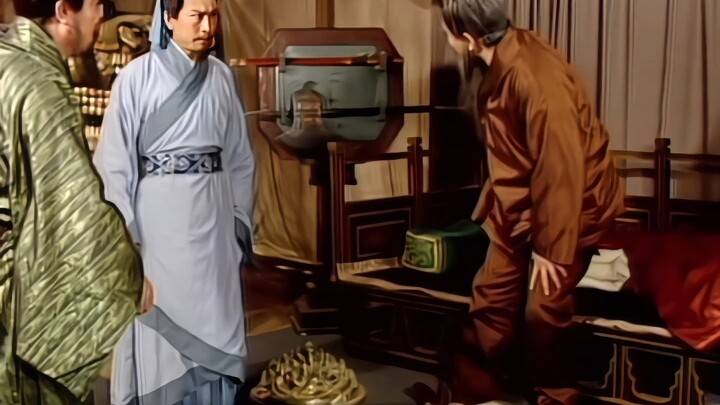 Dương Tu: Mạnh Đức, thôi đừng giả vờ nữa, chen mãi mà vẫn chưa rơi được giọt nước mắt nào.