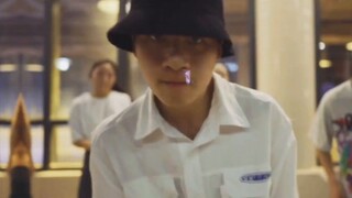 ฉันและเธอจะอยู่บนจุดสูงสุดของฉัน เธอจะอยู่ตรงนั้น