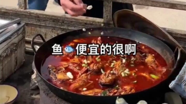 工地上的小餐车，一顿饭就要五块钱