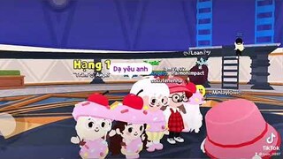 PLAY TOGETHER | Một Ngày Làm Nóc Nhà Của Louis