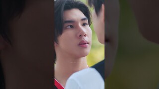 He seduced him on purpose 🥵🔥suddenly i became thirsty 🤭 #bldrama #blseries #crazyhandsomerich