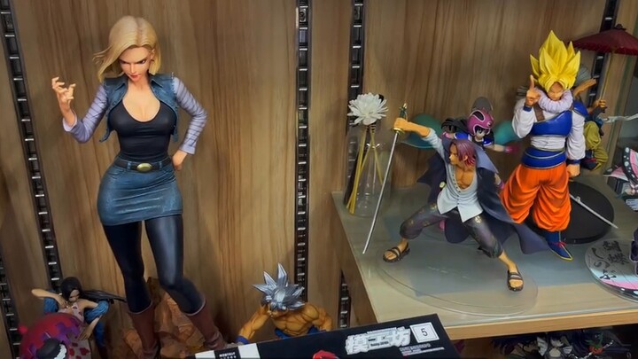 สุดช็อก! บ้านของชายพลาสติกถูกซ่อนอยู่ในอาคารพักอาศัย!