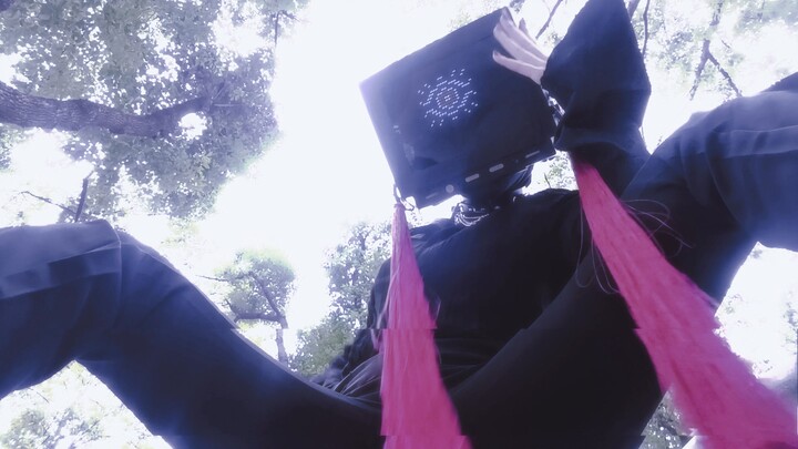 “你也在偷看我吗”