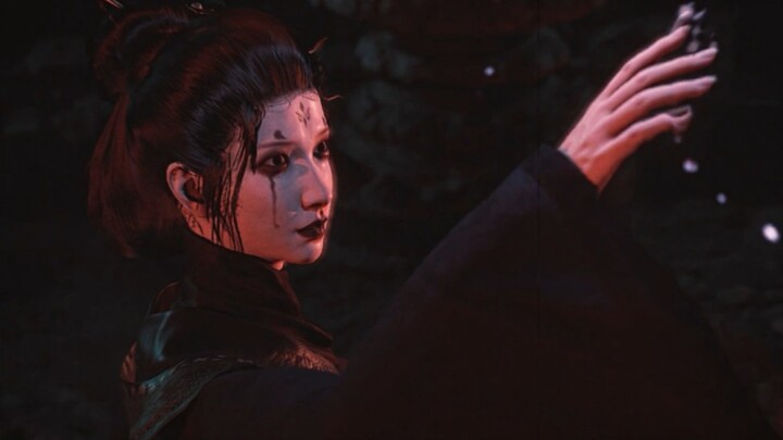 عندما أطأ سماء الجنوب وأحطم قمم السحب، سأصطحبك لترى الجبال الزرقاء وراء الجبال.