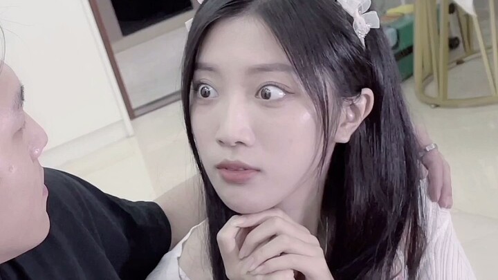 وان تينغ: شوفي يا معلمتي كم أنتِ عاقلة وواعية!