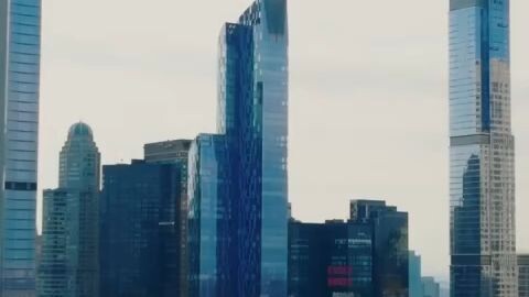 FALLING FOR THE BILLIONAIRE CEO