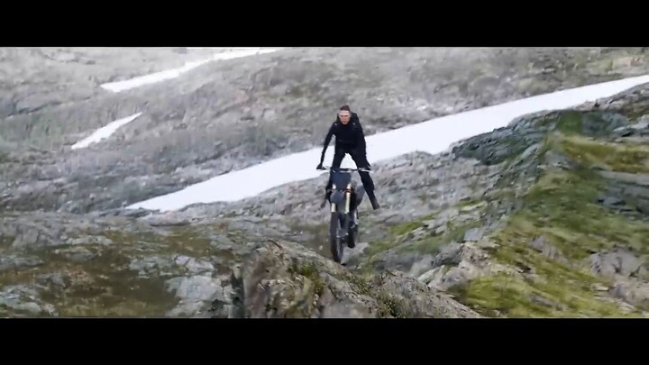 Mission_-_Impossible_Dead_Reckoning_Part_One_New_Spot_2023_Movie_-_Tom_Cruise-22