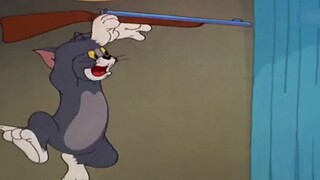 Thầy Vương lồng tiếng cho tác phẩm kinh điển thời thơ ấu "Tom và Jerry" để xem lần này Jerry đánh bạ