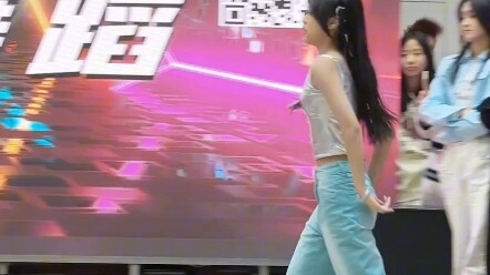 初三生maya位 newdance路演直拍~ 存档一下我们坎坷至极的扭蛋丝啊啊啊啊