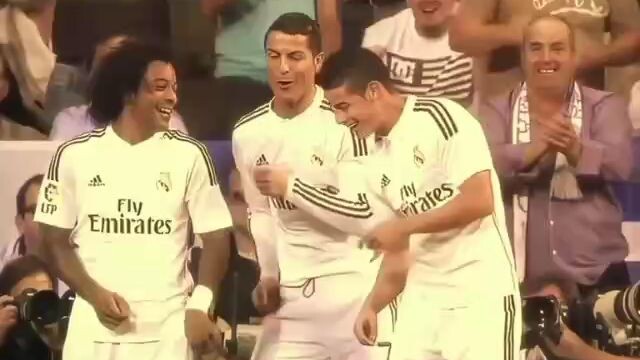 Ronaldo 🔥❤️#reelsviral> #foryoupageforyou #fyp#football #Respect