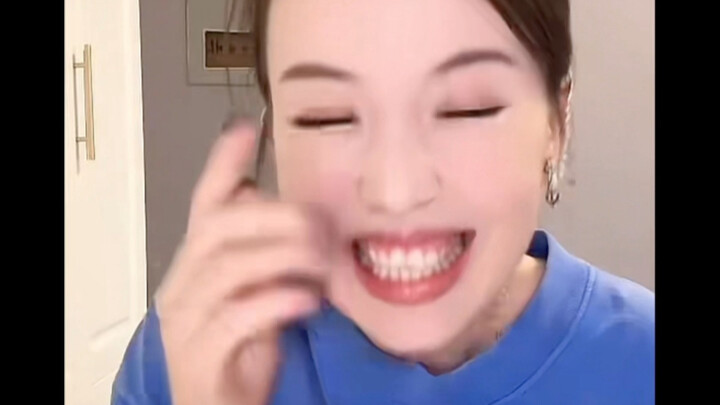 The Most Awkward Moment in Airplane History—Hands Down!