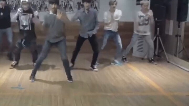 [If you don't have such ability, don't even think about it as a group dance] No matter how many peop