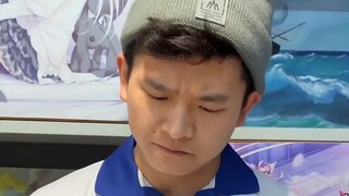Trên thực tế, chúng tôi biết rõ hơn ai hết rằng Người Giấy là giả.