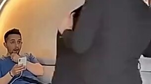 【秋风-吹落叶】更新了一条视频，快来围观！