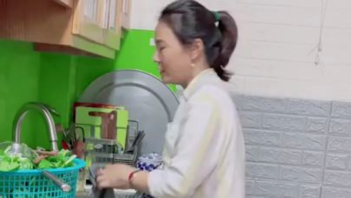 MẸ SAI ĐI CHỢ VÀ CÁI KẾT XAO NHÃNG _