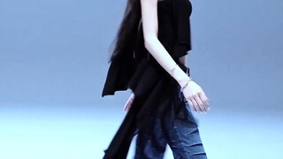 Long limbs that can't be contained