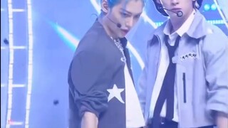 Are Li Longfu's dance moves clean?