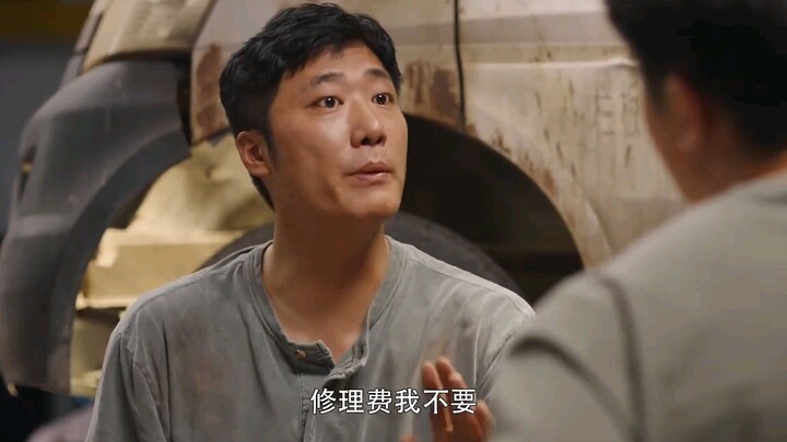 “Cảnh sát Thường biến rác thành của quý, cùng anh em biến chiếc xe bỏ đi thành xe mới”