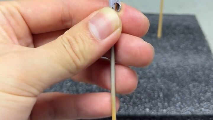 Get started with pen painting and try out the dynamic strength