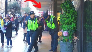 ปฏิกิริยาที่ยอดเยี่ยมของตำรวจแมนเชสเตอร์เหล่านี้จะทำให้คุณรักพวกเขาด้วยการเล่นตลก BUSHMAN