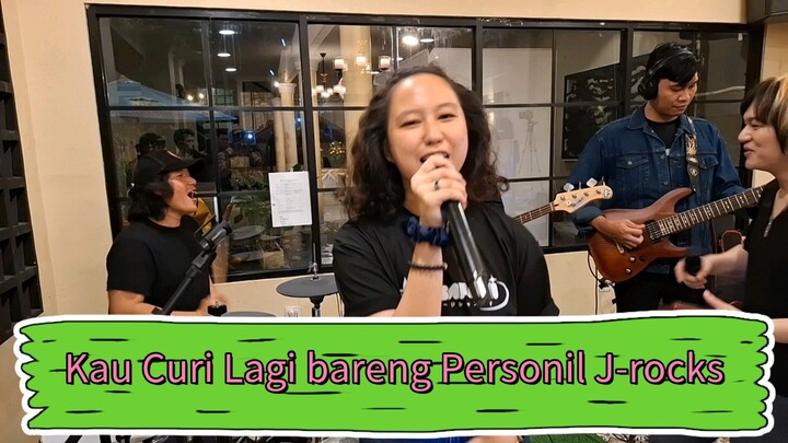 Kau Curi Lagi bareng Personil J-rocks