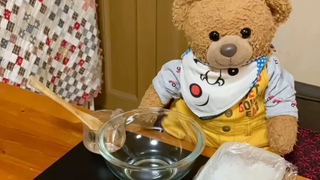 【小熊kuma】上班上学要迟到了？熊熊急速做了美味米汉堡给你吃