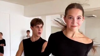 การเต้นรำลาตินอเมริกันจีน - รัสเซียอายุ 18 ปีนั้นสวยงามยิ่งกว่าเดิม