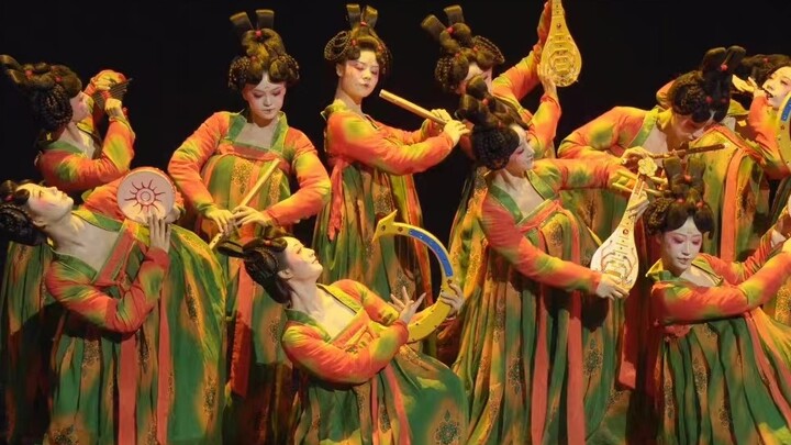 So beautiful and shocking! This TV series once again reproduces the Tang Palace Night Banquet Dance,