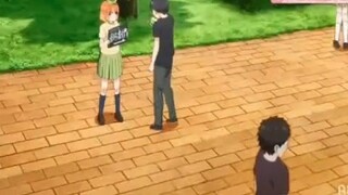 เจ้าสาวผมเป็นหุ้นส่วนห้าส่วนหนึ่งของภาพยนตร์ (จาก gif เป็นวิดีโอ ไม่มีเสียงต้นฉบับ)