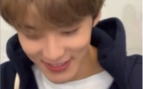 【NCT】210123 Buổi ký tặng video: Lý do tại sao bạn trai tôi lại nghe điện thoại?