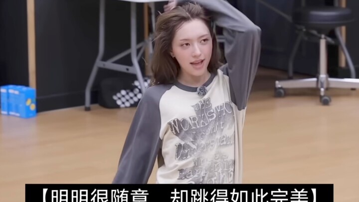 Văn Hạ Nãi Nhĩ biết mình rất đẹp trai 💗