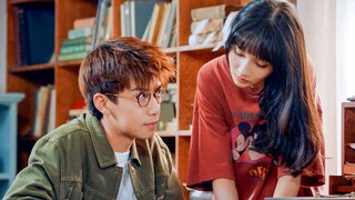 Gadis berambut selendang ini ternyata seorang pelajar genius di Cat Star! Chi Yan terkejut