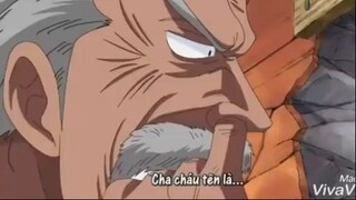 Khi Garp tiết lộ Dragon là cha Luffy. Phản ứng của một số thanh niên.