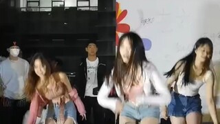 【鲁迅美术学院】夏日操场打歌
