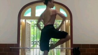 [Ballet] Cuban troupe performs 18 turns in 10 seconds and hangs 7 turns