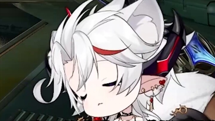 I touched Weilong's abdominal muscles hehe (✿◡‿◡)