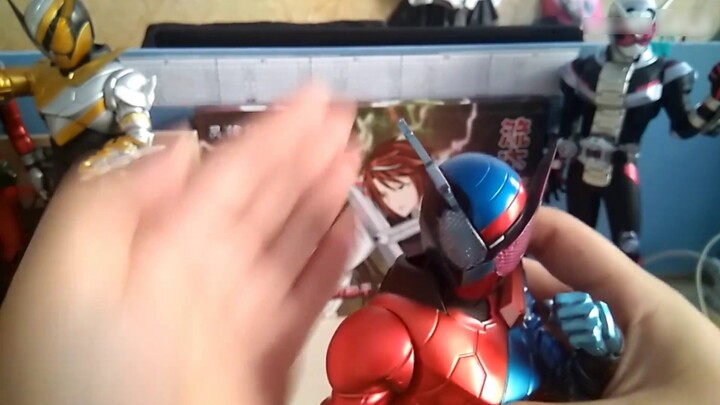 [Đánh giá về Kizumi Miyaro] Cấu trúc siêu tinh xảo của chiếc bao da được Chúa phục hồi (Kamen Rider/