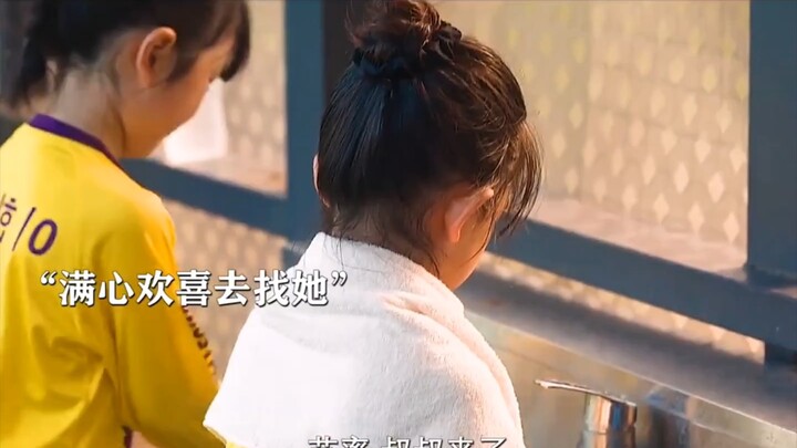 Con gái bị thầy giáo biến thái quay lén, bố biết chuyện liền phản công cực oai, đã quá đã!