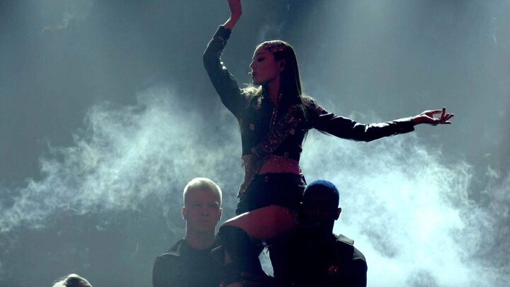 [Dilraba 4K direct-shot three-camera] Stunningly beautiful face and beautiful face to commit murder,