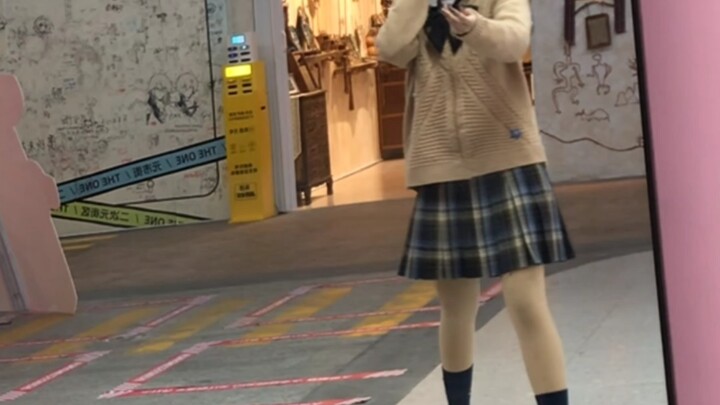 A Practice Video from an Underground Idol in Guiyang