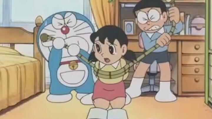 Shizuka: "Nobita, dừng lại đi!..."