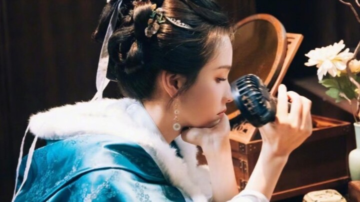 Lúc Trần làm mặt mếu cương quyết bảo không nóng thì y như Hạ Lạp nói “không sao đâu” ấy, cười chết m