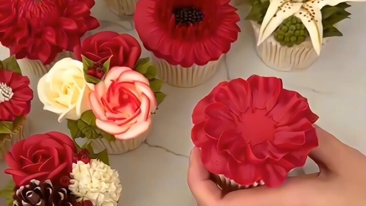 “Healing Edition: Floral Art Cupcakes”