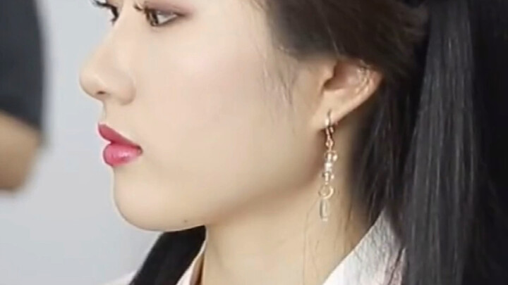 Liu Yifei’s Wang Yuyan-inspired makeup— I think it’s probably the most likeness to Liu across the en