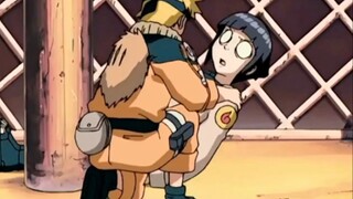 Mọi người trong làng đều biết Hinata thích Naruto, nhưng bản thân Naruto lại không biết.