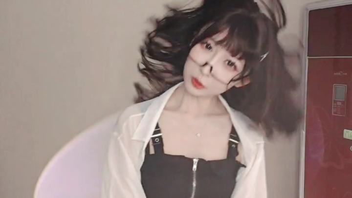 A streamer with 400k followers actually!!!!