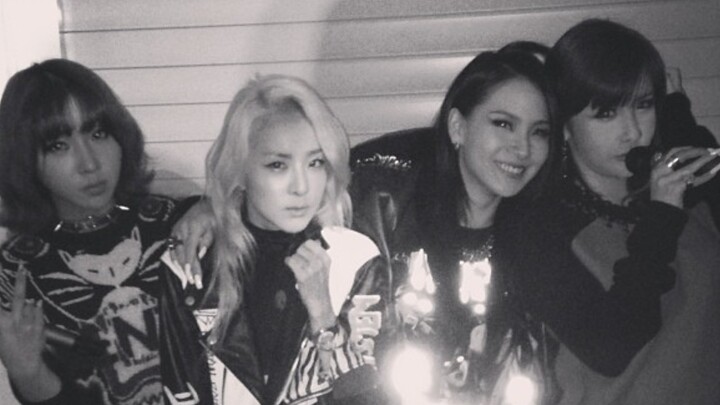 【2NE1】Gửi đến tất cả mọi người! Những em bé 21 thời Baby đã làm tan chảy cả thế giới…