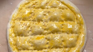 ขนมปังพิต้าแบบพื้นบ้านของตุรกี มีเนื้อสัมผัสที่นุ่มฟูเหมือนปุยฝ้าย