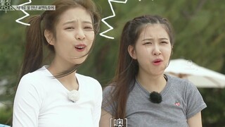 当你的邻居放BLACKPINK的歌很大声吵到你的时候应该这样做
